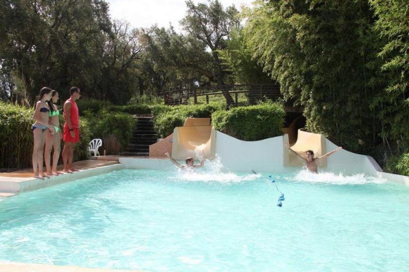 Les Restanques Vue Mer Roses 1070 Rez De Jardin Grimaud Exterior photo